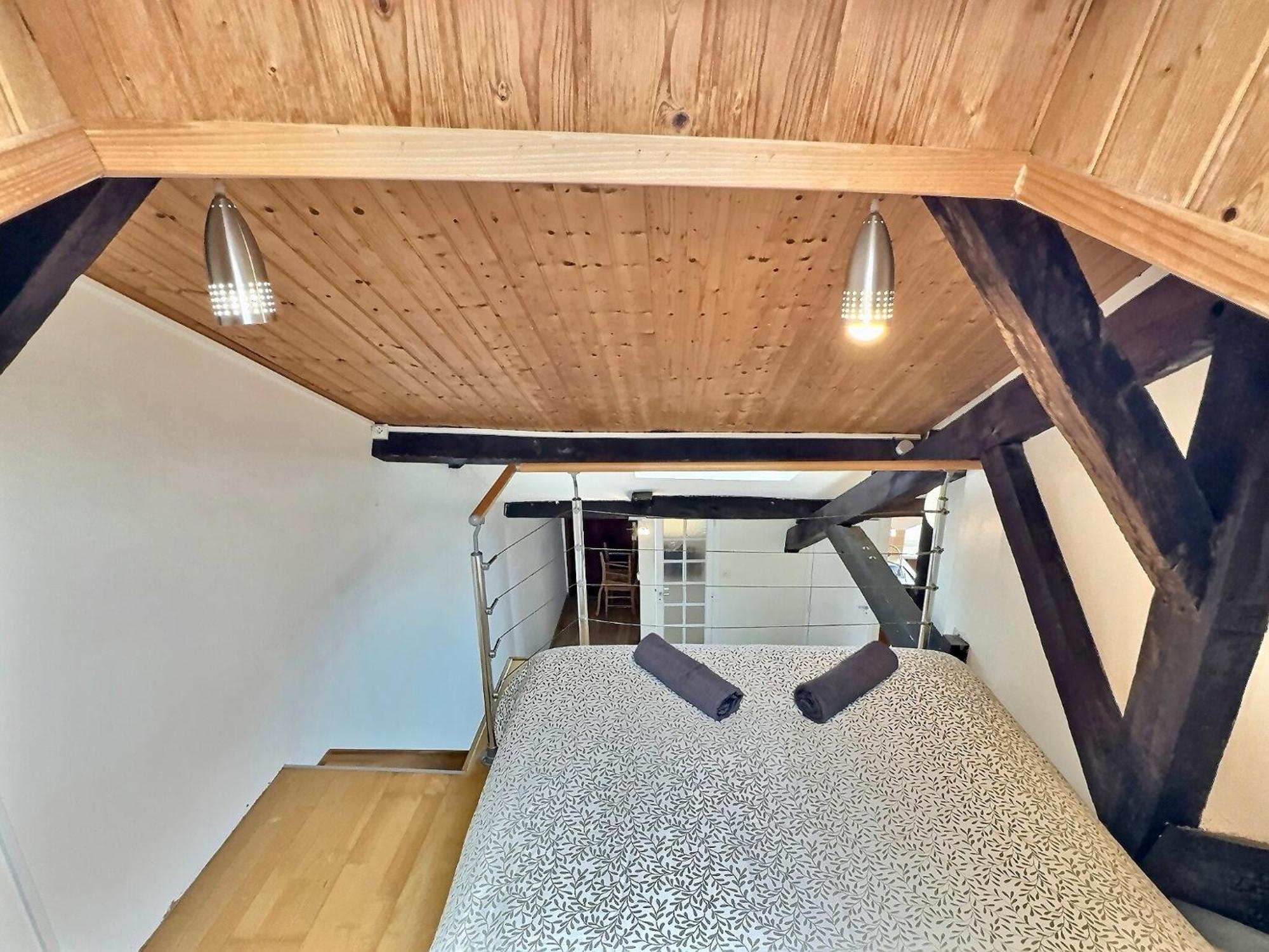 Wonderhost, Spacieux Et Atypique En Coeur De Ville Pau Extérieur photo