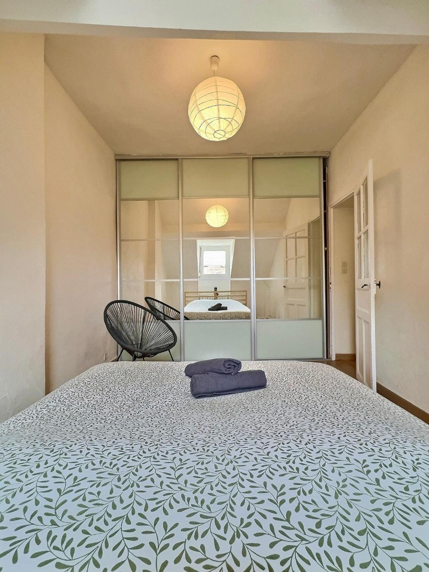 Wonderhost, Spacieux Et Atypique En Coeur De Ville Pau Extérieur photo
